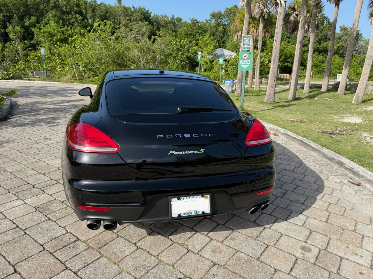 Used 2015 Porsche Panamera S RWD image 6