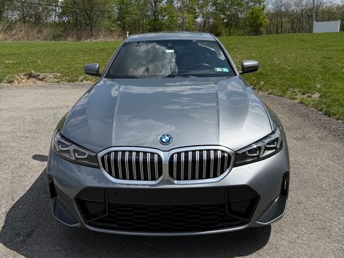 Used 2023 BMW 330e xDrive w/ M Sport Package AWD/4WD image 4