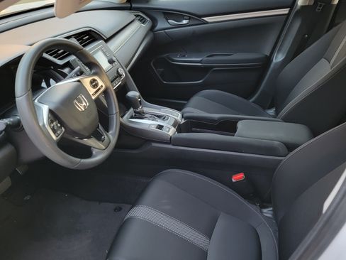 Used 2019 Honda Civic LX image 9