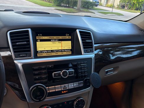 Used 2012 Mercedes-Benz ML 350 4MATIC image 13