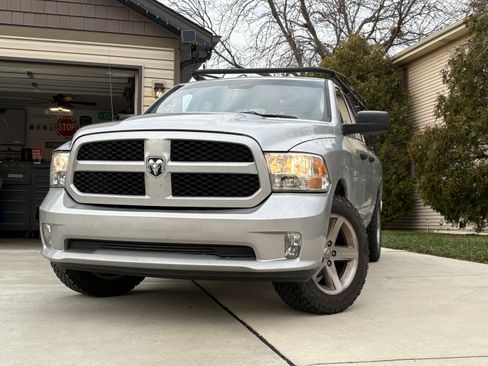 Used 2018 RAM 1500 Express w/ Express Value Package image 1
