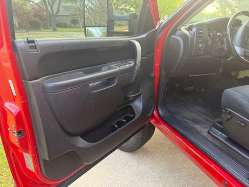 Used 2011 Chevrolet Silverado 1500 LT w/ All-Star Edition image 18