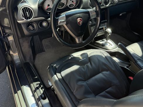 Used 2006 Porsche Cayman S RWD image 11