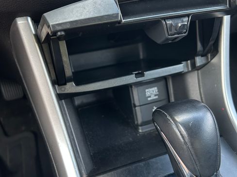 Used 2013 Honda Accord Sport image 10