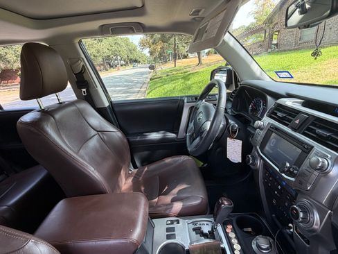 Used 2019 Toyota 4Runner Limited AWD/4WD image 15