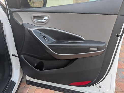 Used 2013 Hyundai Santa Fe Sport image 19