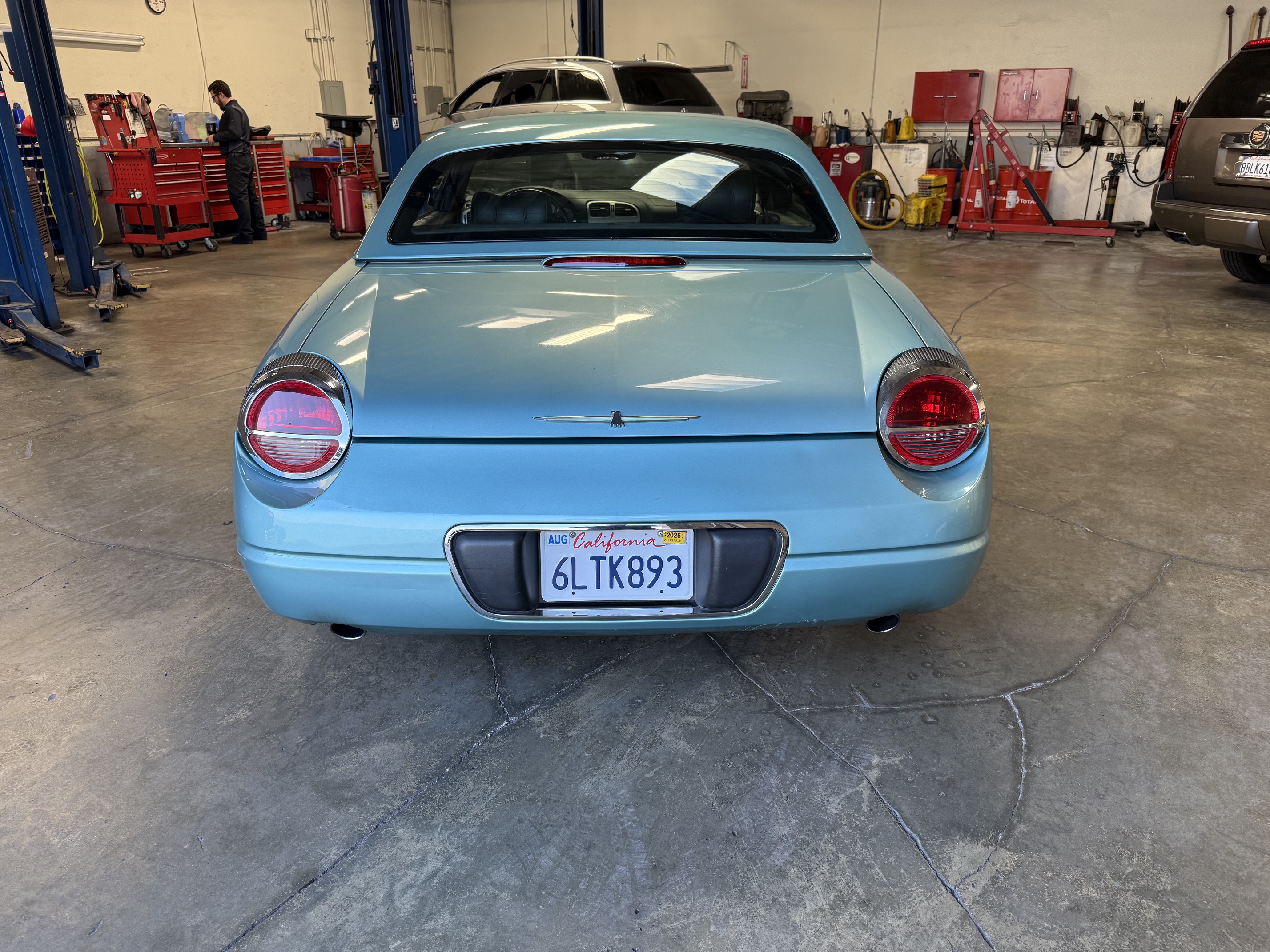 Used 2002 Ford Thunderbird RWD image 9