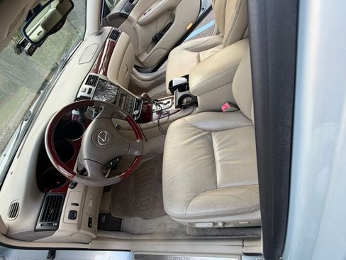 Used 2004 Lexus ES 330 image 11