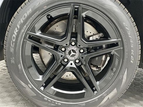 Used 2022 Mercedes-Benz GLS 450 4MATIC image 26