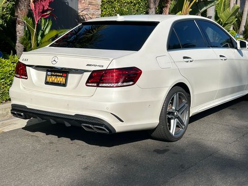 Used 2014 Mercedes-Benz E 63 AMG 4MATIC Sedan image 9