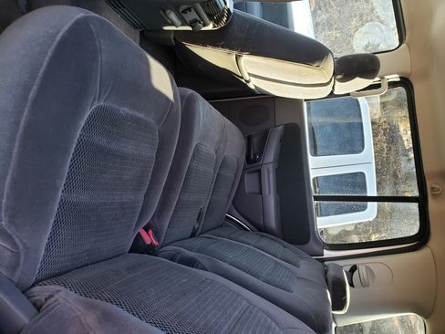 Used 2002 Ford Explorer XLT image 11