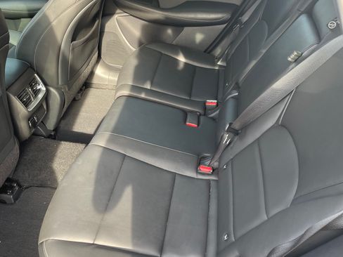 Used 2019 INFINITI QX50 Luxe w/ Navigation Package image 10