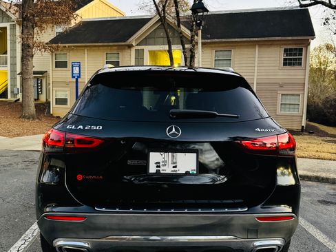 Used 2021 Mercedes-Benz GLA 250 250 4MATIC Sport Utility 4D image 12