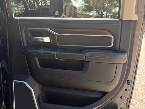 Used 2022 RAM 3500 Laramie image 22