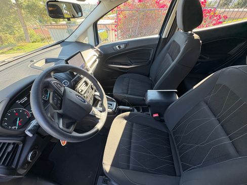 Used 2022 Ford EcoSport SE image 4