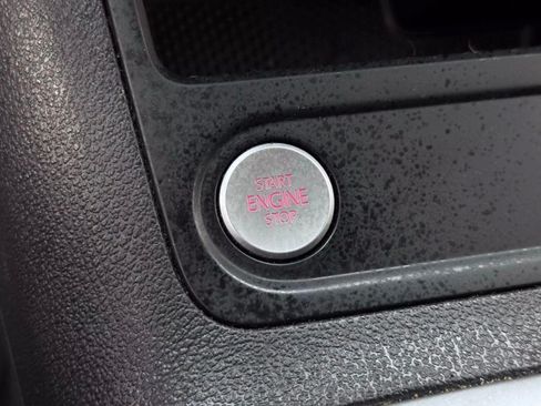 Used 2014 Volkswagen Tiguan SEL image 11