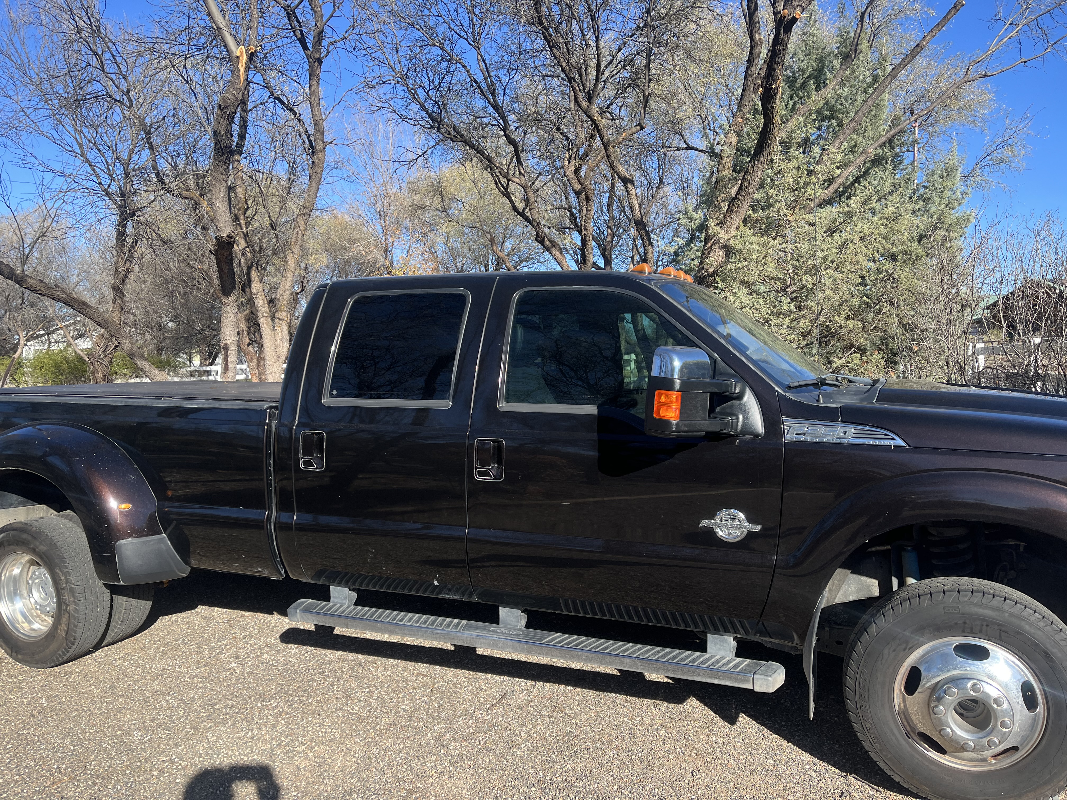 Used 2014 Ford F350 Lariat w/ Lariat Ultimate Package AWD/4WD image 4