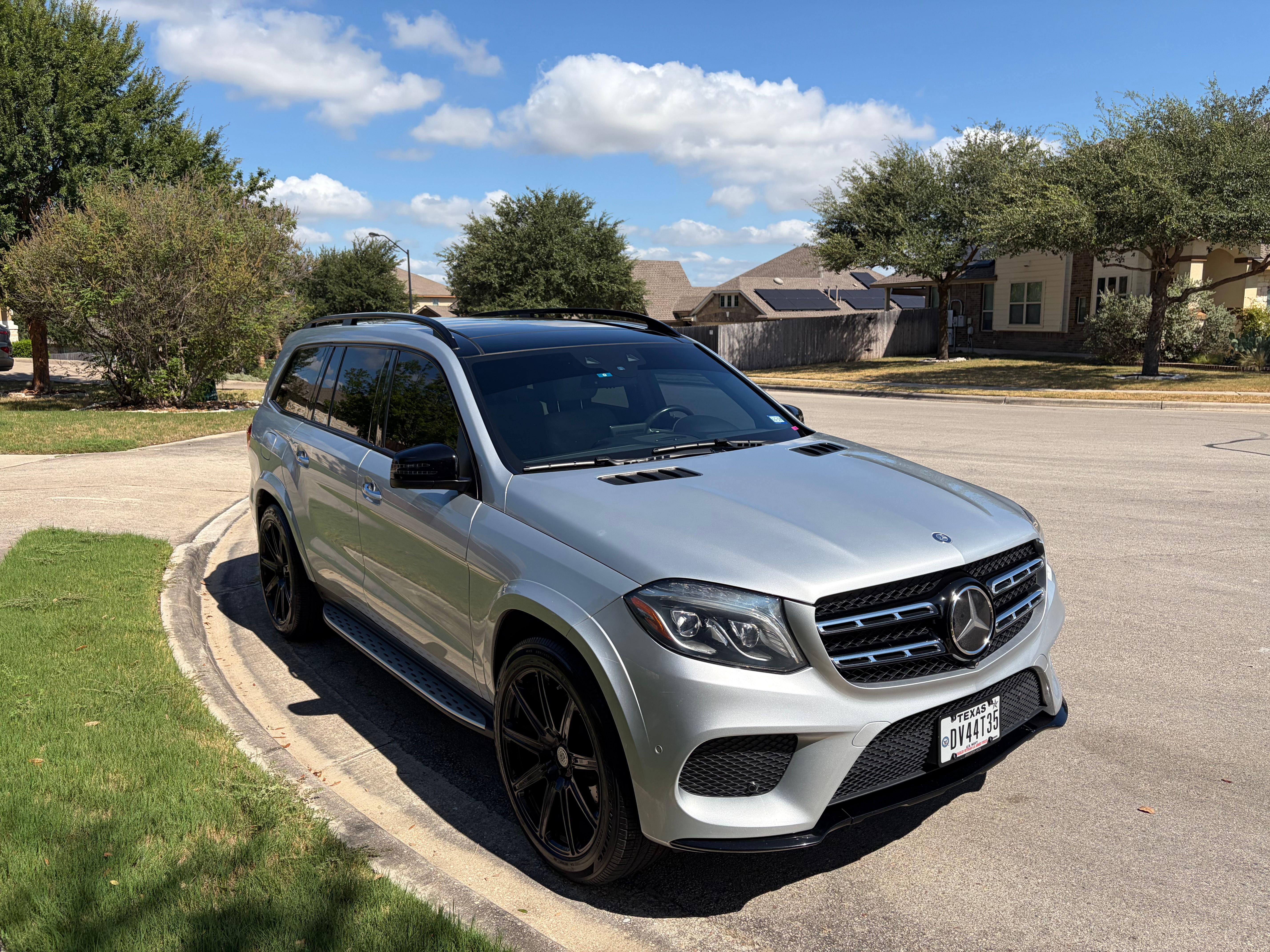 Used 2017 Mercedes-Benz GLS 550 4MATIC image 10