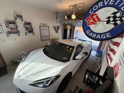 Used 2020 Chevrolet Corvette Stingray Premium Cpe w/ 3LT Preferred Equipment Group image 14