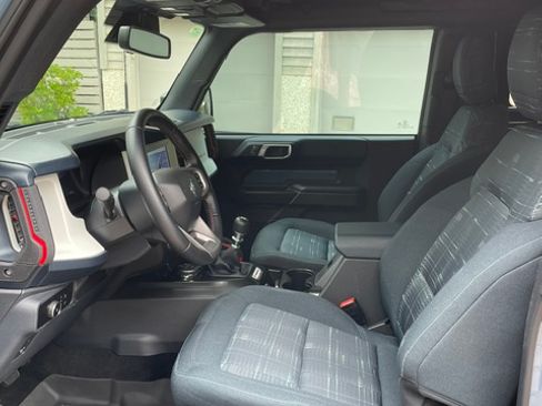 Used 2023 Ford Bronco Heritage Edition AWD/4WD image 12