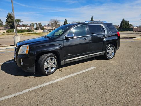 Used 2013 GMC Terrain SLT image 2