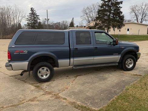 Used 2004 Ford F250 Harley-Davidson image 13