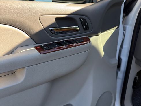 Used 2012 Chevrolet Silverado 2500 LTZ w/ LTZ Plus Package image 10