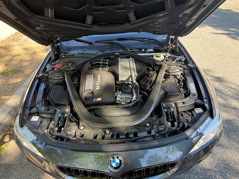 Used 2016 BMW M4 Coupe image 15