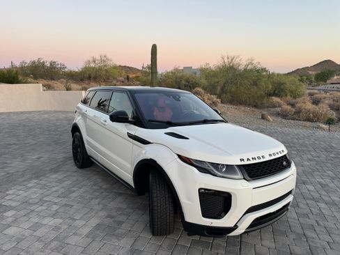 Used 2017 Land Rover Range Rover Evoque HSE Dynamic AWD/4WD image 9