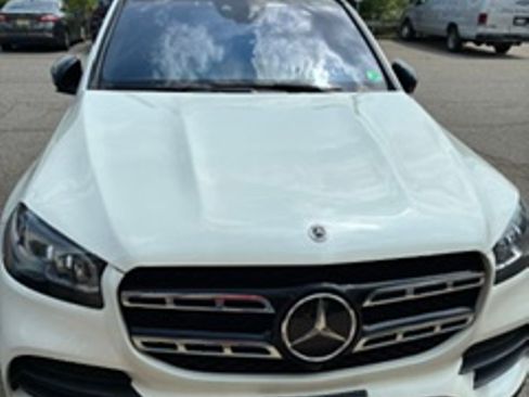 Used 2023 Mercedes-Benz GLS 450 4MATIC image 1