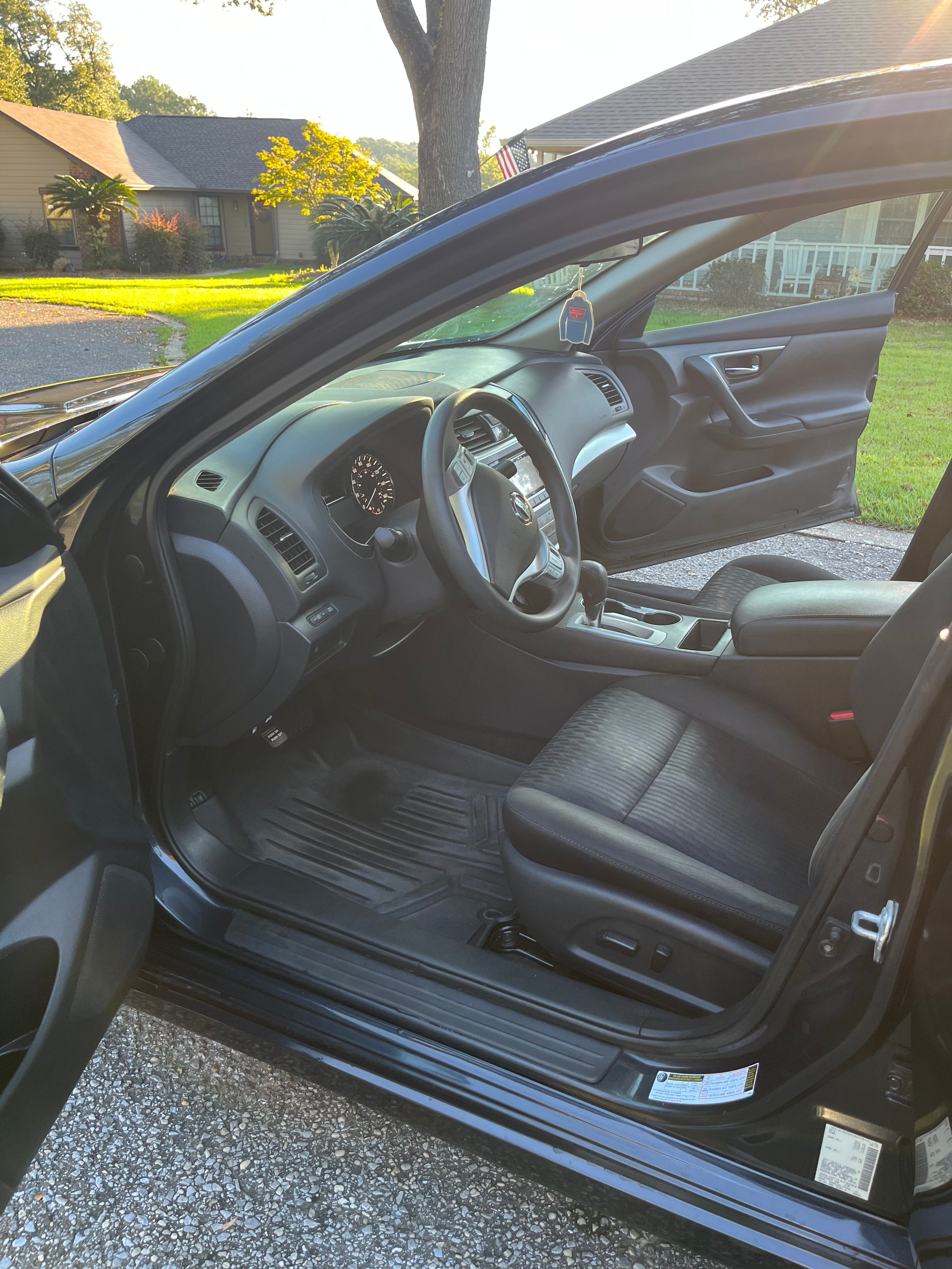 Used 2018 Nissan Altima 2.5 S w/ S Convenience Package FWD image 12