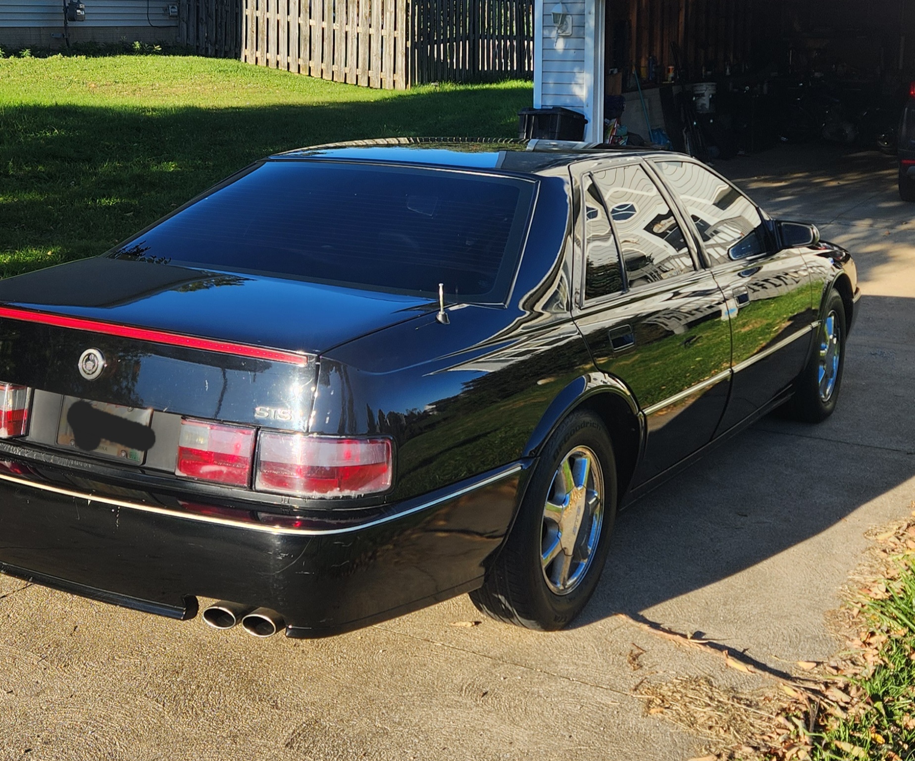 Used 1996 Cadillac Seville STS FWD image 12