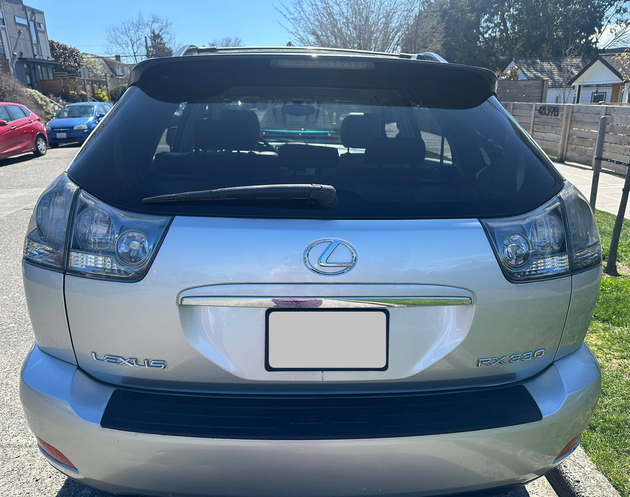Used 2005 Lexus RX 330 AWD w/ Premium Plus Pkg image 4