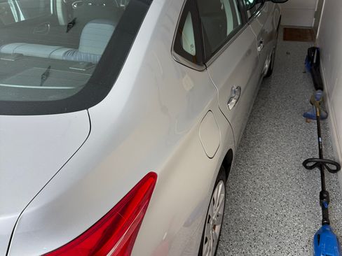 Used 2017 Nissan Sentra SV image 10