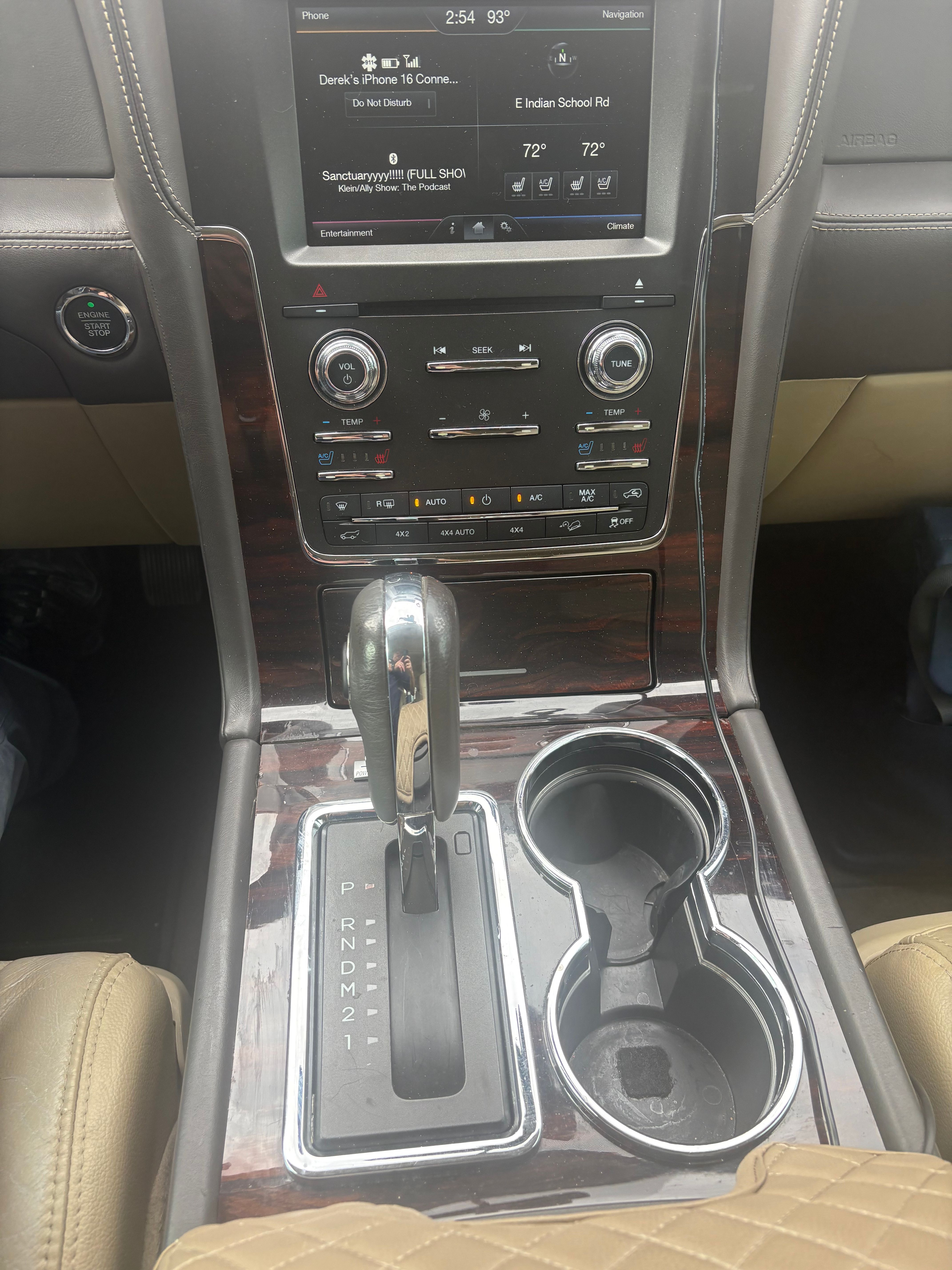Used 2015 Lincoln Navigator 4WD w/ Equipment Group 101A Reserve image 29