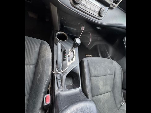 Used 2013 Toyota RAV4 XLE image 8