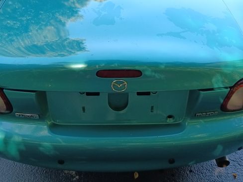 Used 2000 MAZDA MX-5 Miata LS image 9