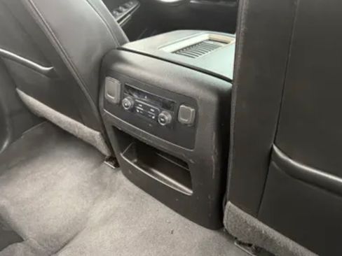 Used 2020 GMC Yukon XL Denali image 12