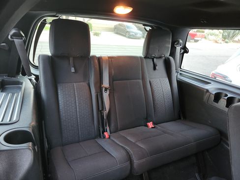 Used 2016 Ford Expedition XLT image 13