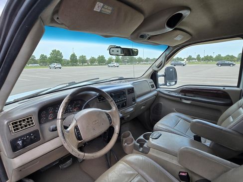 Used 2001 Ford F350 2WD Crew Cab DRW Super Duty image 9