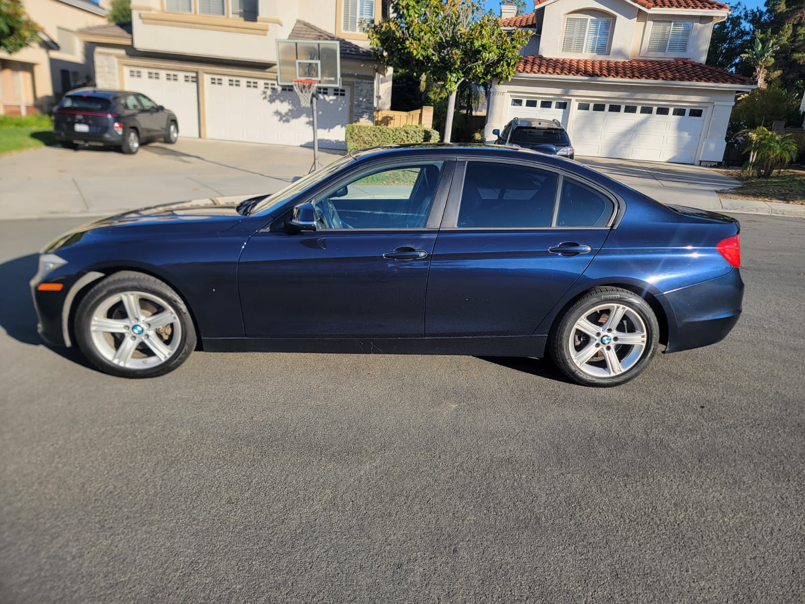 Used 2013 BMW 328i Sedan RWD image 2