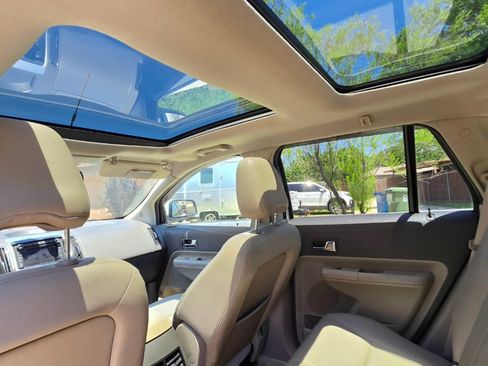 Used 2010 Ford Edge Limited AWD/4WD image 4
