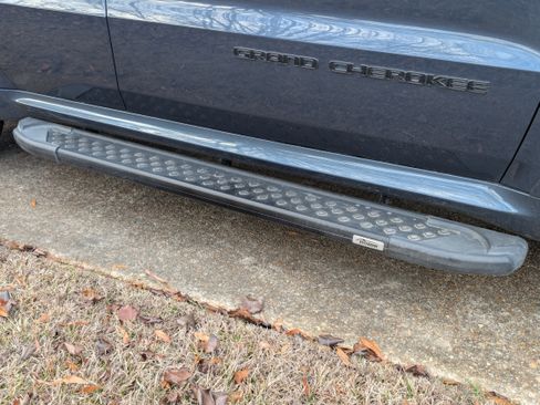 Used 2019 Jeep Grand Cherokee Limited X image 5