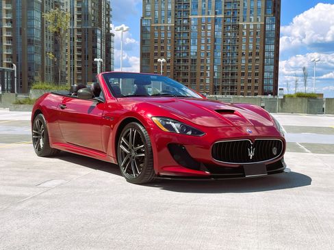 Used 2015 Maserati GranTurismo MC Centennial RWD image 11