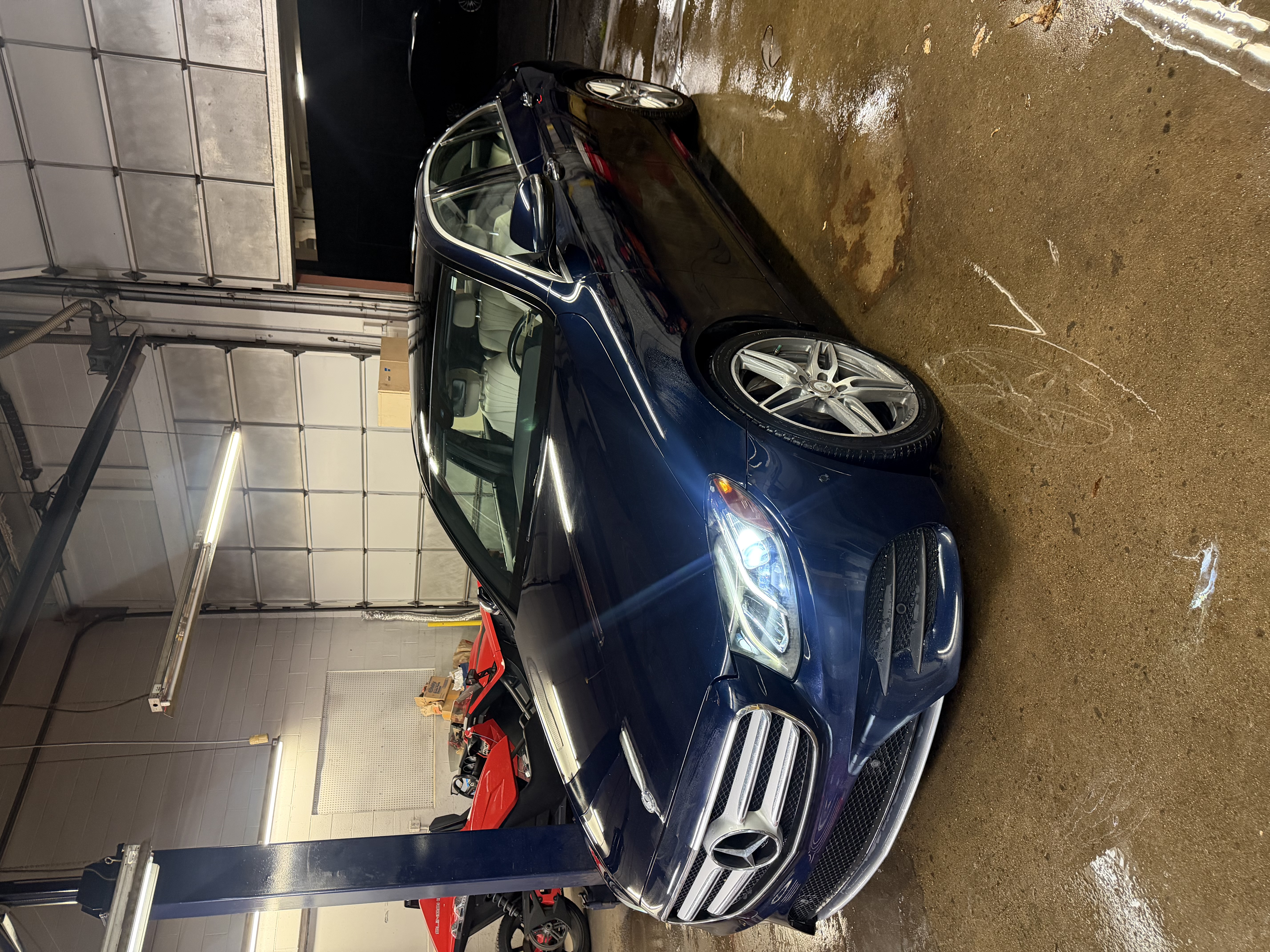 Used 2017 Mercedes-Benz E 300 image 2