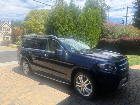 Used 2017 Mercedes-Benz GLS 450 4MATIC image 1