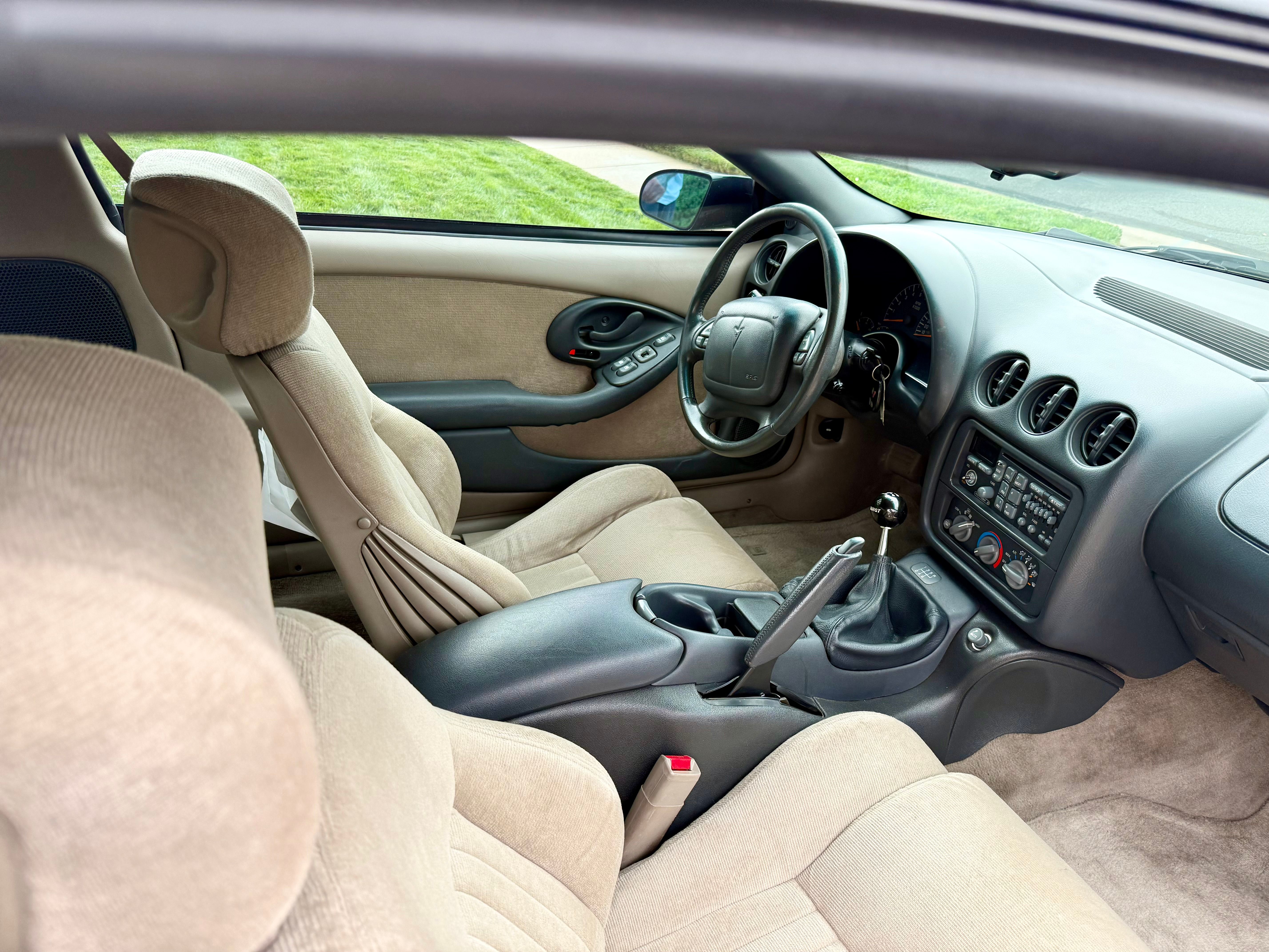 Used 1996 Pontiac Firebird Trans Am RWD image 12