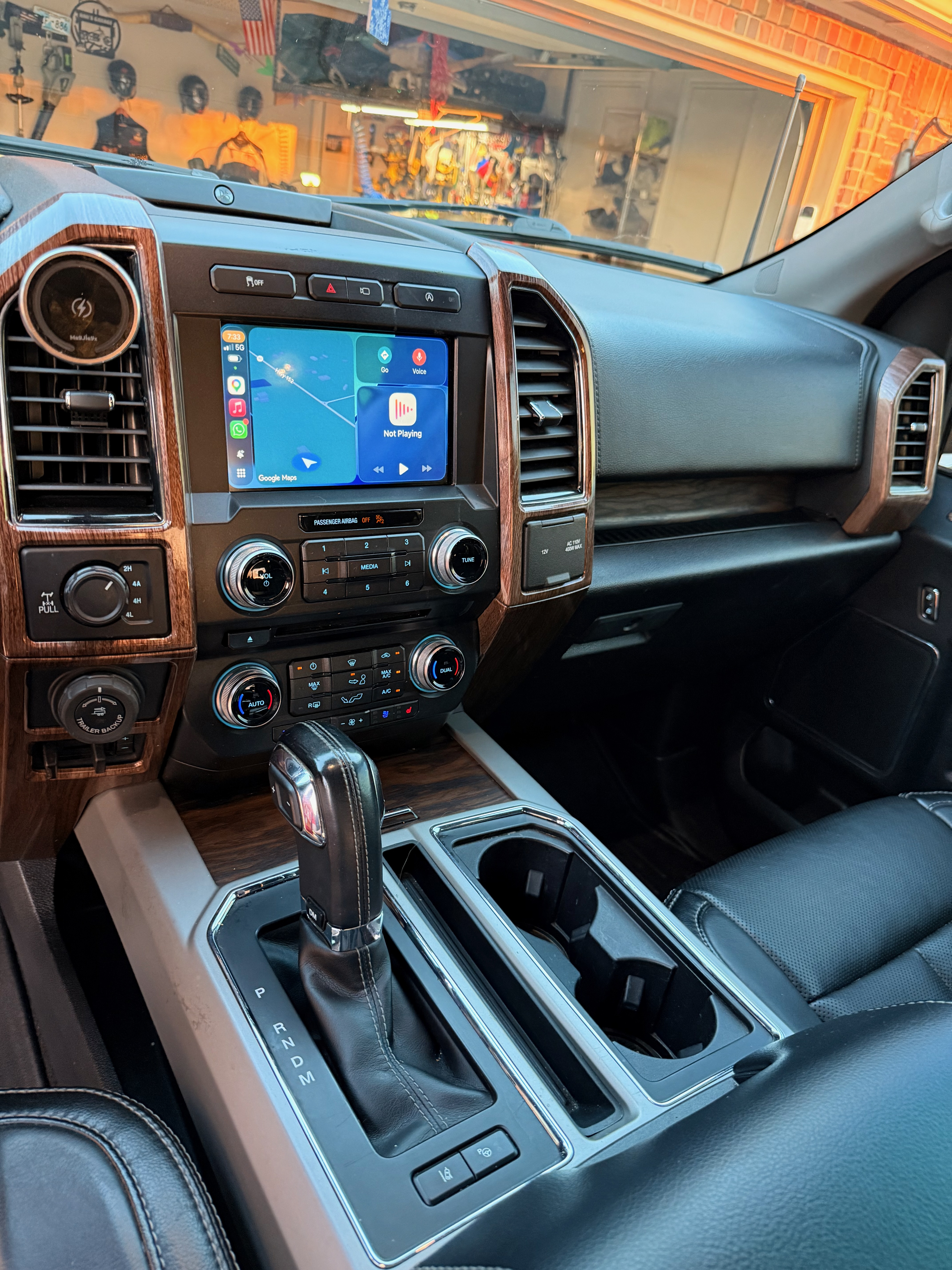 Used 2018 Ford F150 Lariat w/ Equipment Group 502A Luxury AWD/4WD image 14