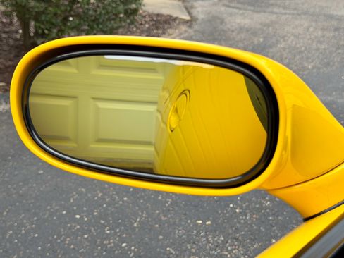 Used 2004 Chevrolet Corvette Convertible w/ Preferred Equipment Group image 26