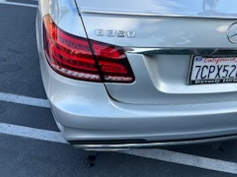 Used 2014 Mercedes-Benz E 350 Sedan image 22